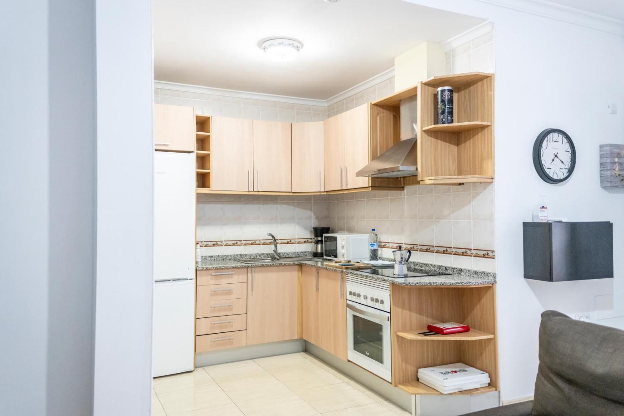 Yesenia Vv Airport Apartment El Matorral Luaran gambar