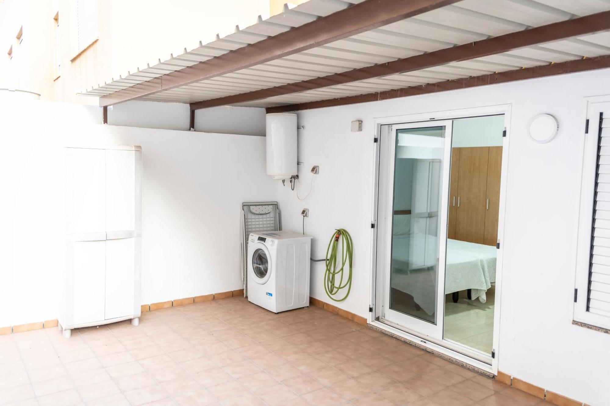 Yesenia Vv Airport Apartment El Matorral Luaran gambar