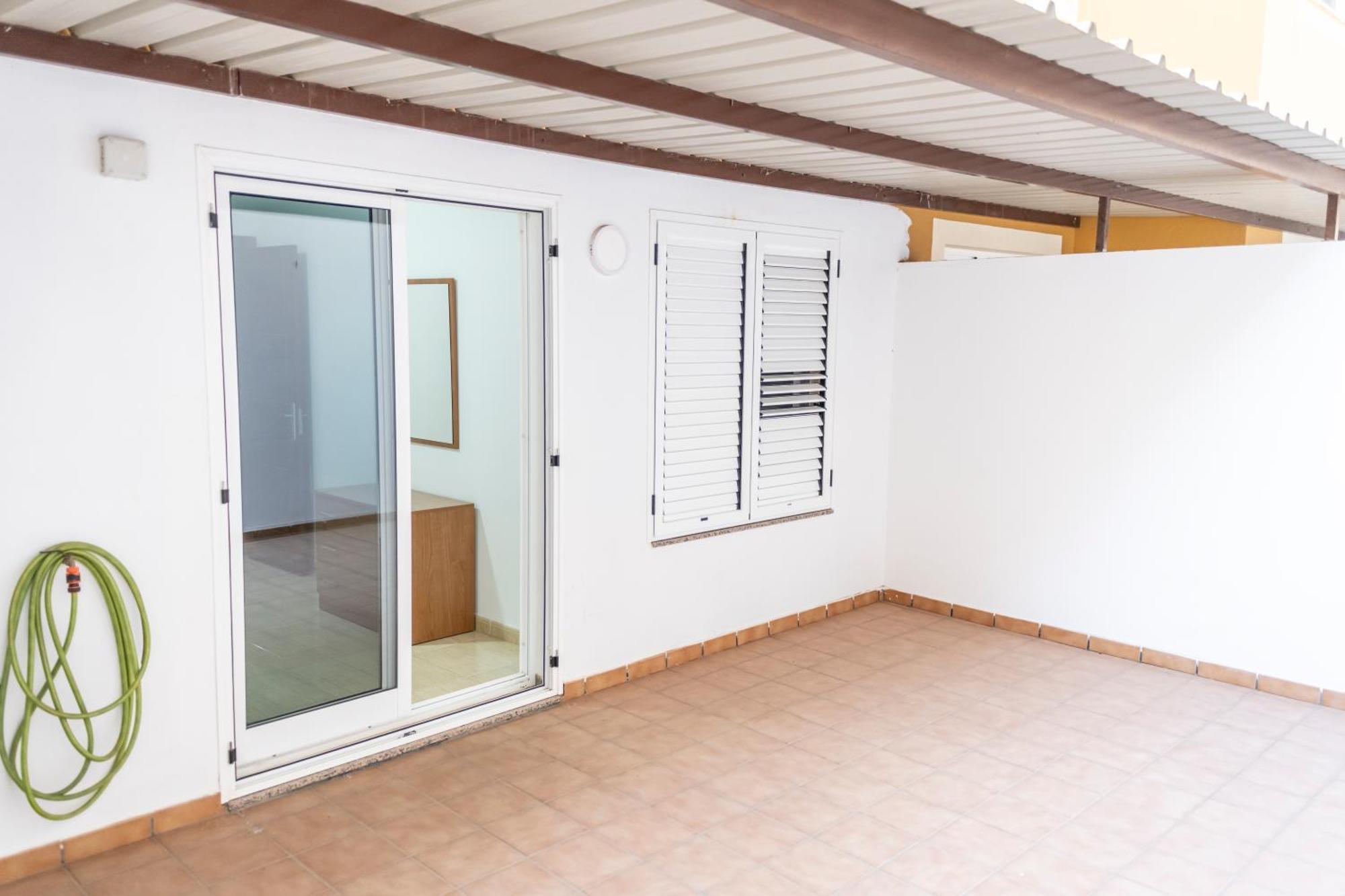 Yesenia Vv Airport Apartment El Matorral Luaran gambar