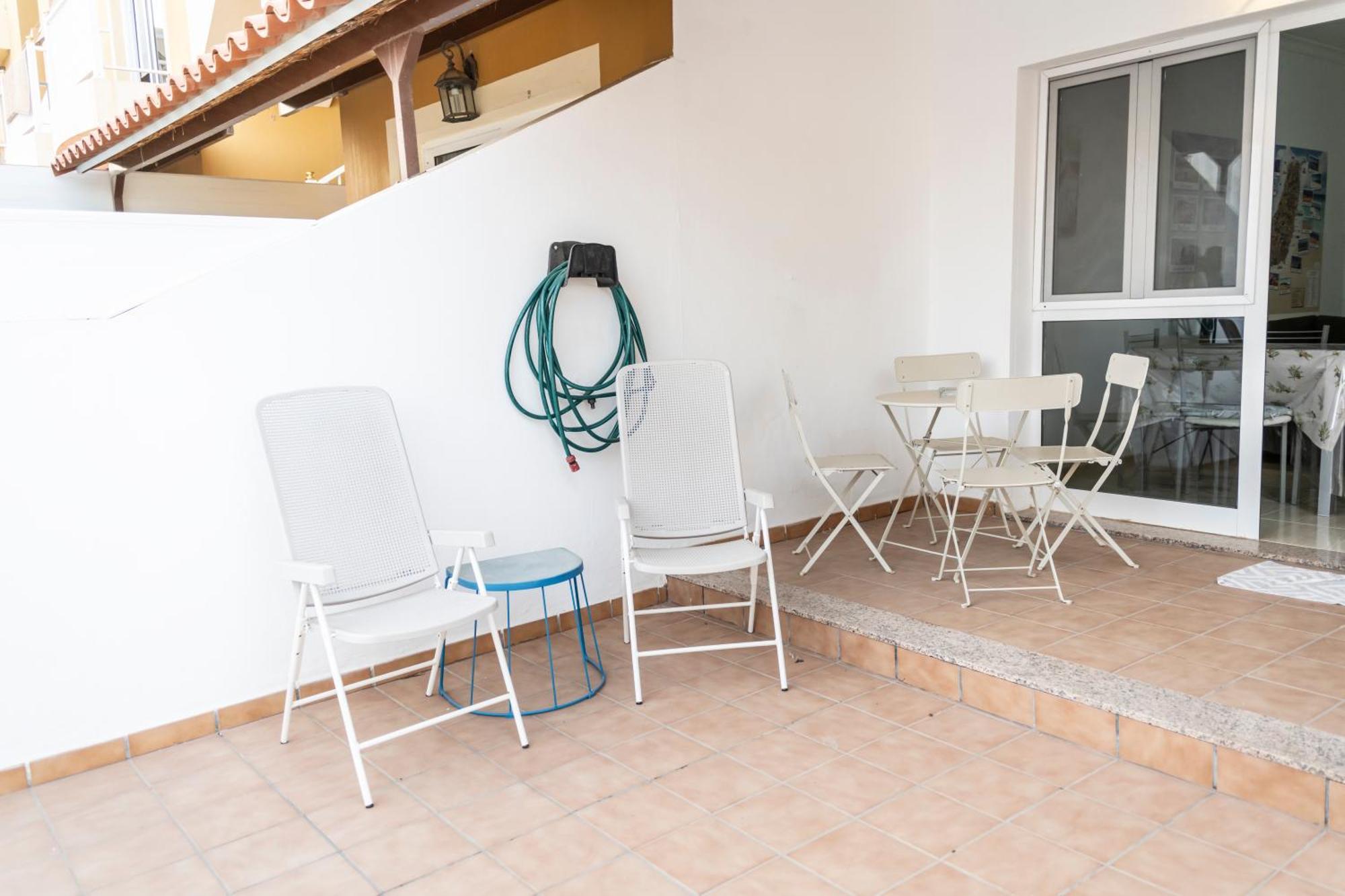 Yesenia Vv Airport Apartment El Matorral Luaran gambar