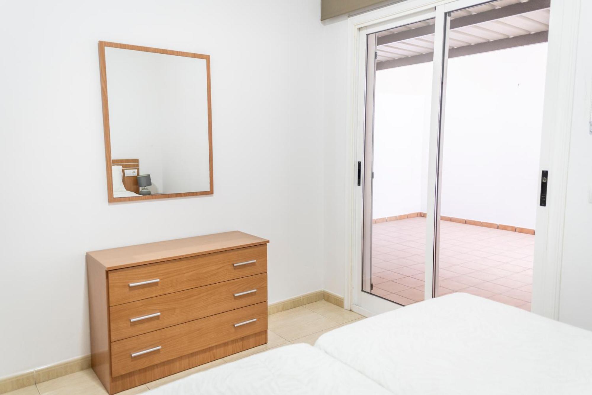 Yesenia Vv Airport Apartment El Matorral Luaran gambar