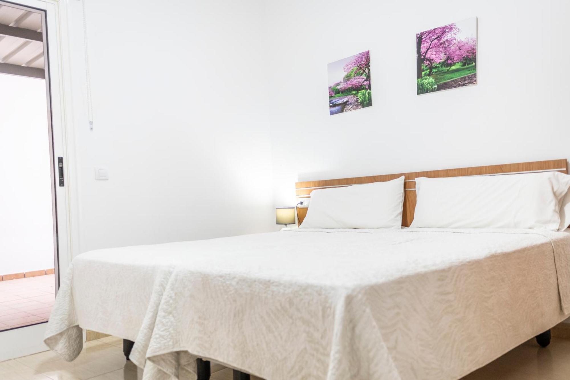 Yesenia Vv Airport Apartment El Matorral Luaran gambar